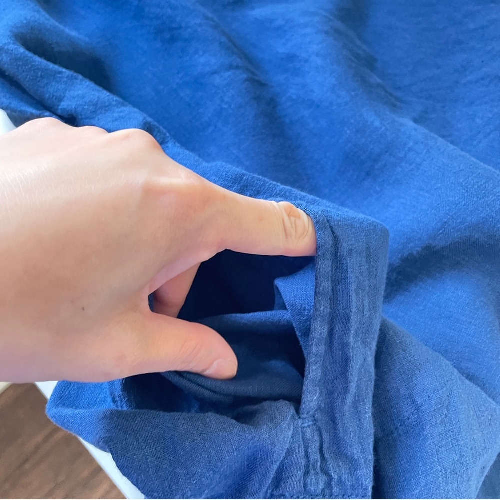 Chicos 100% Linen Shirt 2 12/14 Navy Blue Pullover Tunic Shirt Pockets - Picture 9 of 9